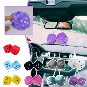 ロングヘアホットスタンピングドットサイコロぬいぐるみキューブペンダント車の装飾ふるいアニメ車の装飾アクセサリー